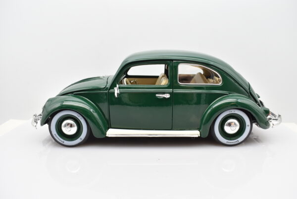 Modellino auto VOLKSWAGEN KAFER BEETLE scala 1:18 Burago diecast modellismo da collezione - Image 9