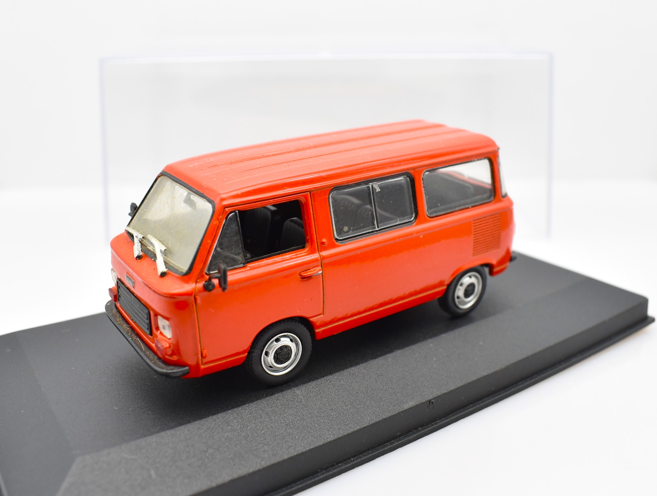 Modellini auto da collezione scala 1:43 FIAT 900 diecast modellismo statico