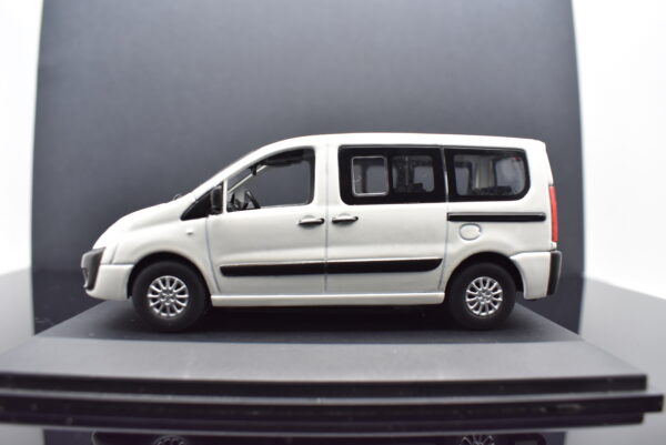 Modellini auto da collezione scala 1:43 FIAT SCUDO diecast modellismo statico - Image 4