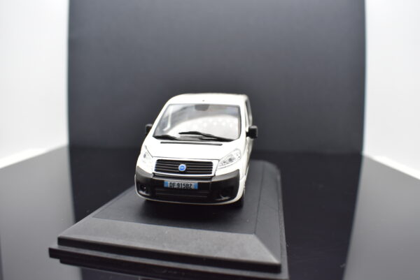 Modellini auto da collezione scala 1:43 FIAT SCUDO diecast modellismo statico - Image 6