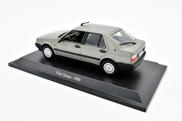 Modellino auto FIAT CROMA scala 1:43 modellismo statico collezione norev diecast - Image 5