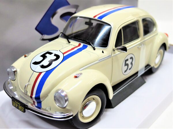 Modellino auto scala 1:18 HERBIE BEETLE MAGGIOLINO TUTTO MATTO FILM kafer movie