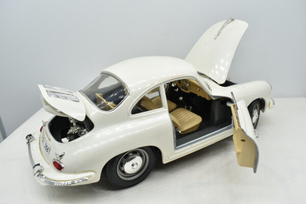 Modellino auto scala 1:18 PORSCHE 356 B Burago modellismo da collezione - Image 7