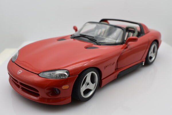 Modellino auto scala 1:18 VIPER DODGE RT 10 Burago modellismo da collezione - Image 3