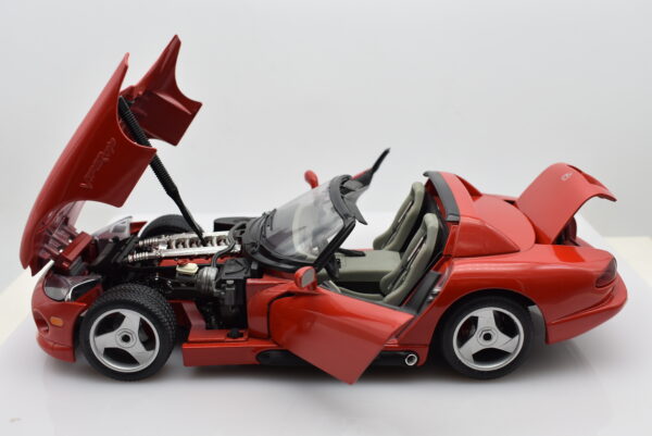Modellino auto scala 1:18 VIPER DODGE RT 10 Burago modellismo da collezione - Image 5