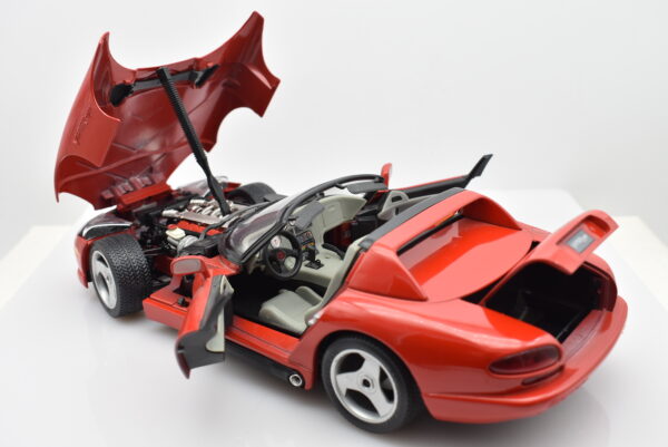 Modellino auto scala 1:18 VIPER DODGE RT 10 Burago modellismo da collezione - Image 7