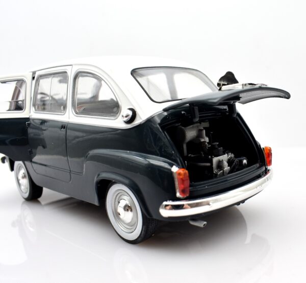Modellino auto FIAT 600 MULTIPLA scala 1:24 diecast modellismo collezione statico epoca - Image 7