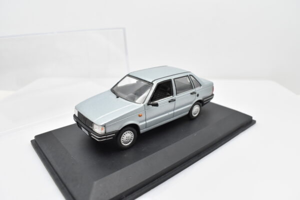 Modellino auto scala 1:43 Fiat Duna diecast modellismo collezione Norev