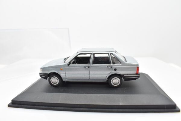 Modellino auto scala 1:43 Fiat Duna diecast modellismo collezione Norev - Image 3