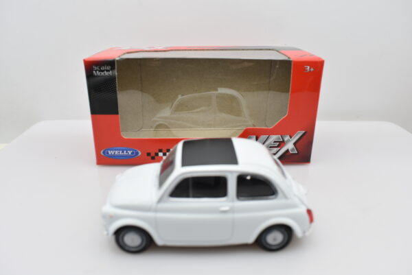 Modellino auto Nuova Fiat 500 burago modellismo statico da collezione - Image 3