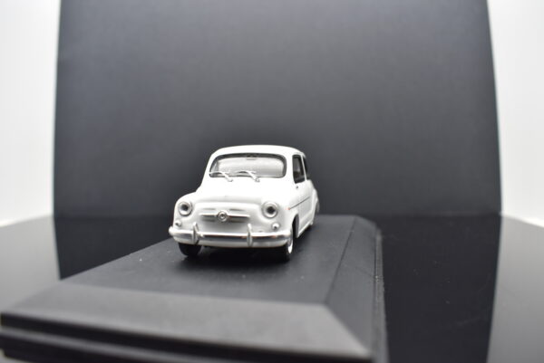 Modellini auto da collezione scala 1:43 FIAT 600 D diecast modellismo statico - Image 4