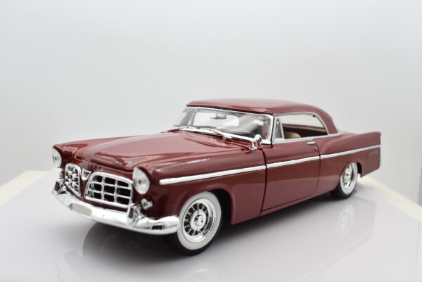 Modellino auto scala 1:18 Chrysler 300B Maisto diecast modellismo da collezione - Image 8