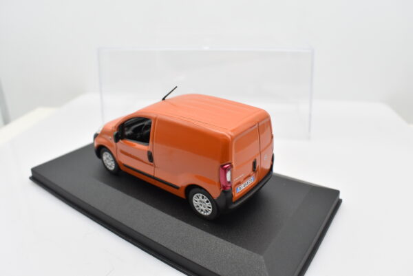 Modellino auto scala 1:43 Fiat Fiorino Norev diecast modellismo statico - Image 4