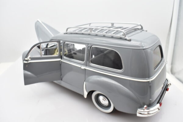 Modellino auto scala 1:18 Peugeot 203 Solido diecast modellismo da collezione - Image 4