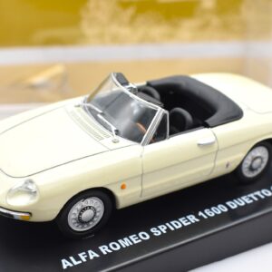 Modellino auto scala 1:43 Alfa Romeo Spider 1600 Duetto diecast modellismo da collezione
