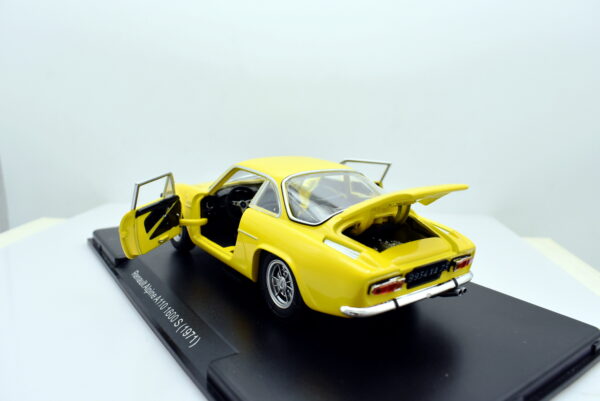 Modellino auto scala 1:24 RENAULT ALPINE A110 modellismo da collezione diecast - Image 3