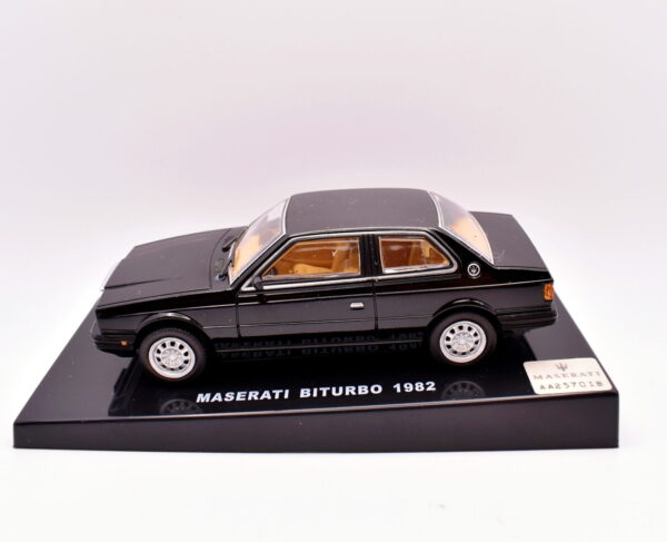 Modellino auto scala 1:43 Maserati Biturbo diecast modellismo da collezione