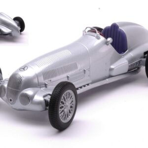 Modellino auto scala 1:24 MERCEDES W 125 1937 diecast modellismo statico