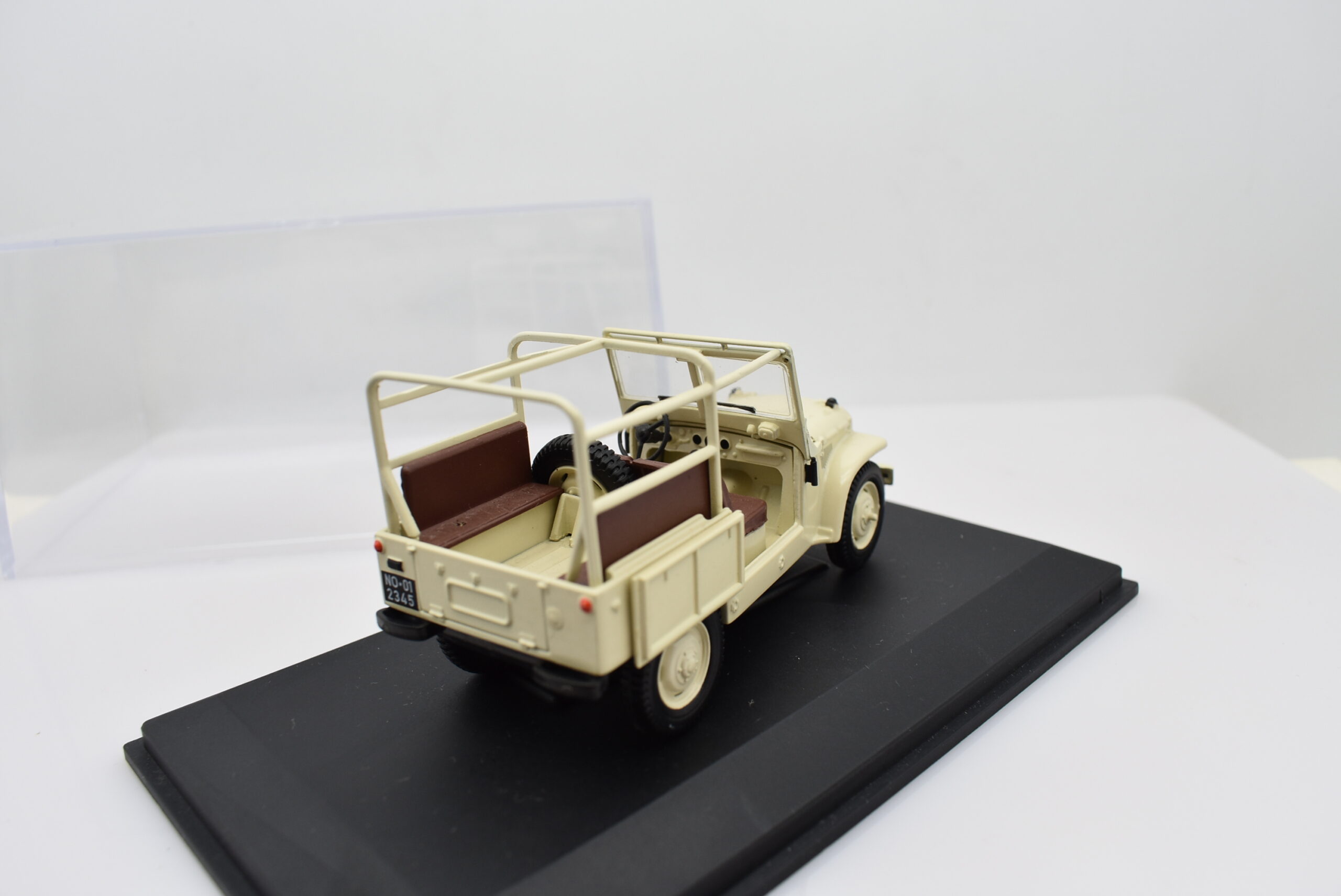 Modellino auto scala 1:43 Fiat Campagnola Norev diecast modellismo statico - Image 3