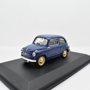 Modellino auto scala 1:43 Fiat 600 ixo diecast modellismo statico