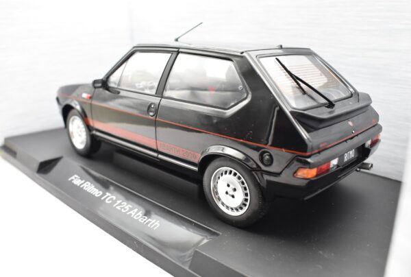 Modellino auto scala 1:18 Fiat Ritmo TC 125 Abarth diecast modellismo statico - Image 5