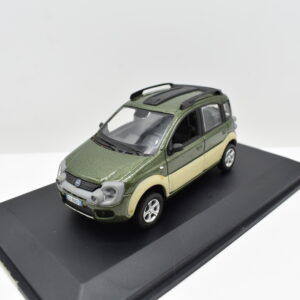 Modellino auto scala 1:43 Fiat Panda Cross Norev diecast modellismo statico