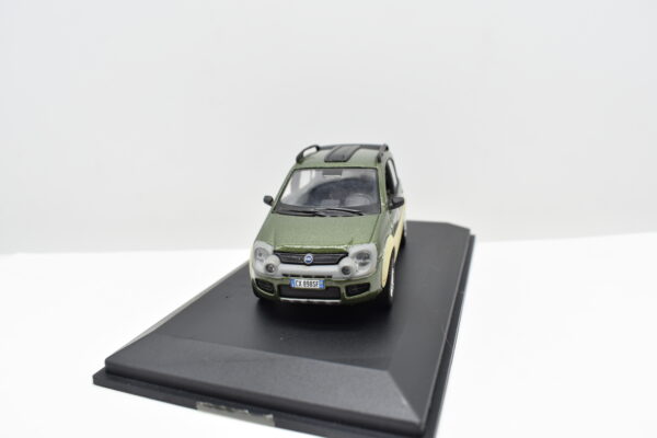 Modellino auto scala 1:43 Fiat Panda Cross Norev diecast modellismo statico - Image 6
