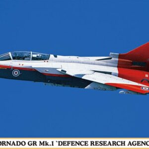Modellino aerei da costruire kit di montaggio TORNADO GR MK 1 DEFENCE RESEARCH AGENCY 1:72