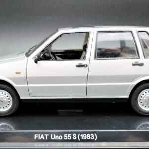 Modellino auto scala 1:24 FIAT UNO modellismo da collezione