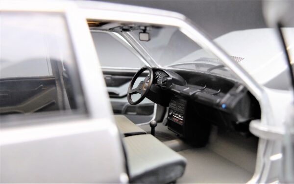 Modellino auto scala 1:24 FIAT UNO modellismo da collezione - Image 7