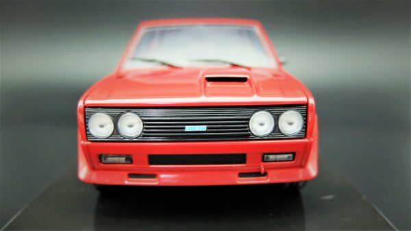 Modellino auto scala 1:24 Fiat 131 Abarth modellismo statico da collezione - Image 4