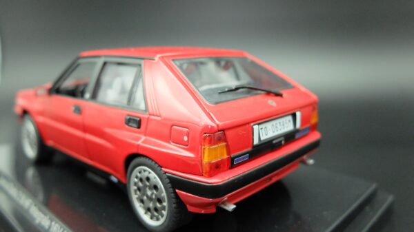 Modellino auto scala 1:24 LANCIA DELTA INTEGRALE 16V diecast modellismo statico - Image 4