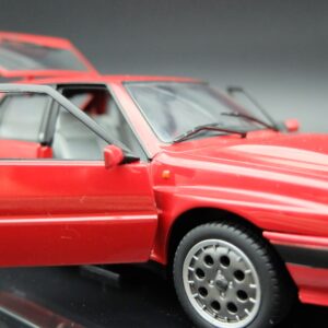 Modellino auto scala 1:24 LANCIA DELTA INTEGRALE 16V diecast modellismo statico