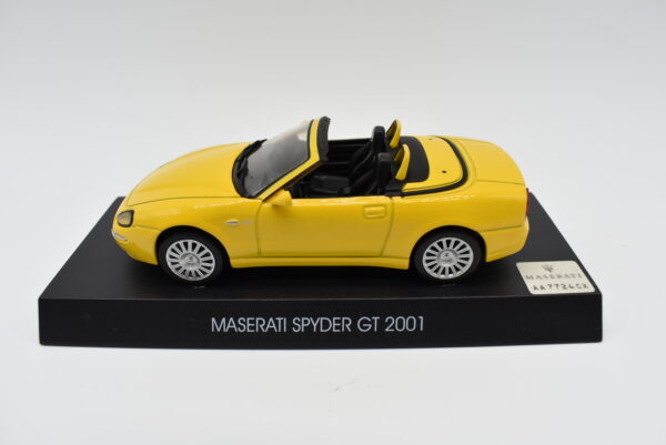 Modellino auto scala 1:43 Maserati Spyder GT diecast modellismo da collezione