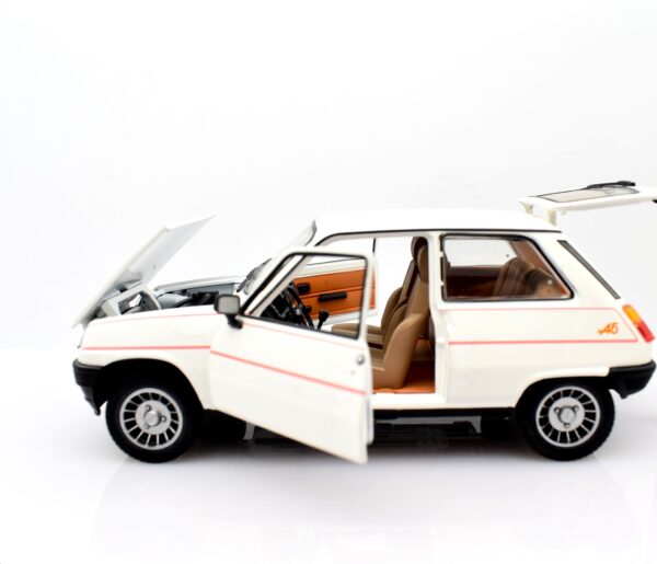 Modellino auto Renault 5 Alpine scala 1:24 diecast modellismo collezione statico - Image 7