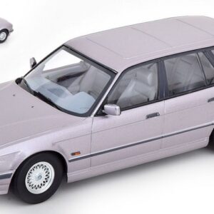 Modellino auto scala 1:18 BMW 5 SERIES TOURING E34 diecast modellismo statico