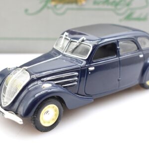 Modellino auto scala 1:43 Peugeot 402 Norev diecast modellismo da collezione