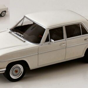 Modellino auto scala 1:18 MERCEDES 200 D W115 WHITE diecast modellismo statico