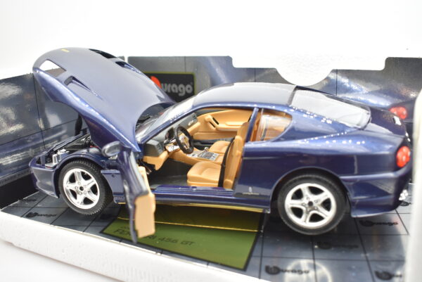 Modellino auto scala 1:18 Ferrari 456 GT Burago diecast modellismo da collezione - Image 6