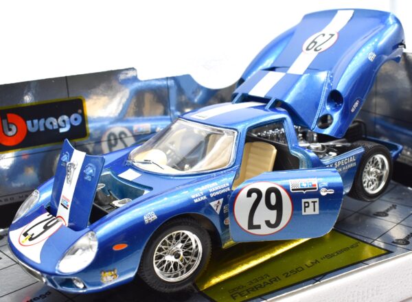 Modellino auto rally scala 1:18 Ferrari 250 LM Sebring Burago diecast modellismo da collezione