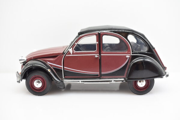 Modellino auto scala 1:24 Citroen 2 CV Welly diecast modellismo da collezione - Image 7