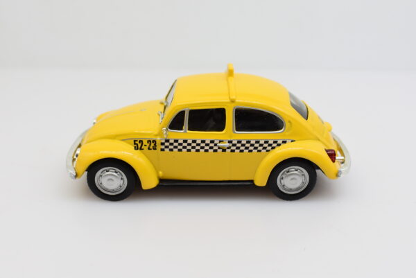 Modellino auto taxi scala 1:43 VW Beetle diecast modellismo da collezione - Image 2
