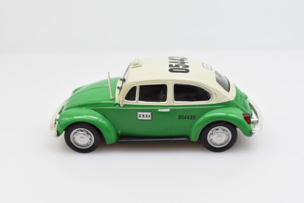 Modellino auto taxi scala 1:43 VW Beetle diecast modellismo da collezione - Image 2