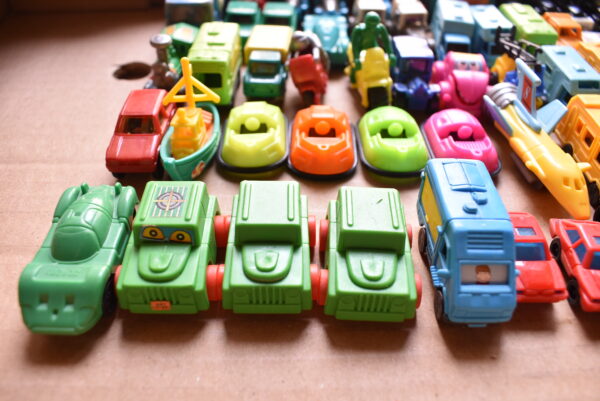 sorpresine kinder sorpresa ferrero Überraschung modellino auto collezione gioco - Image 7