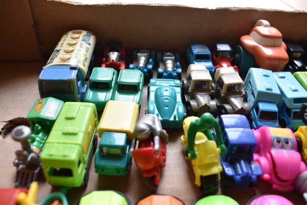 sorpresine kinder sorpresa ferrero Überraschung modellino auto collezione gioco - Image 4