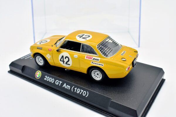 Modellino auto scala 1:43 Alfa Romeo 2000 GT Am diecast modellismo da collezione - Image 3