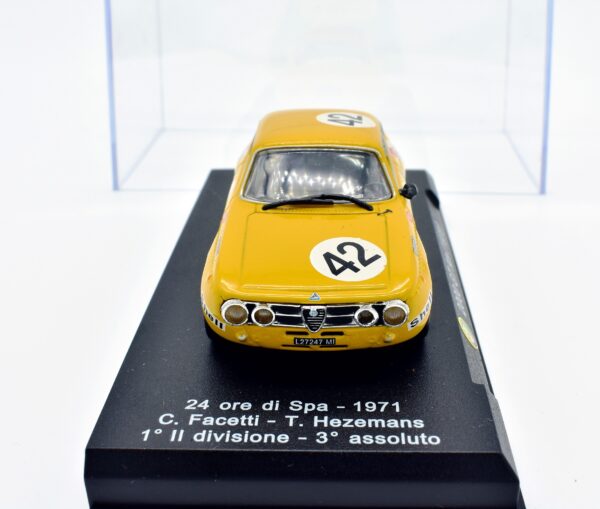 Modellino auto scala 1:43 Alfa Romeo 2000 GT Am diecast modellismo da collezione - Image 4