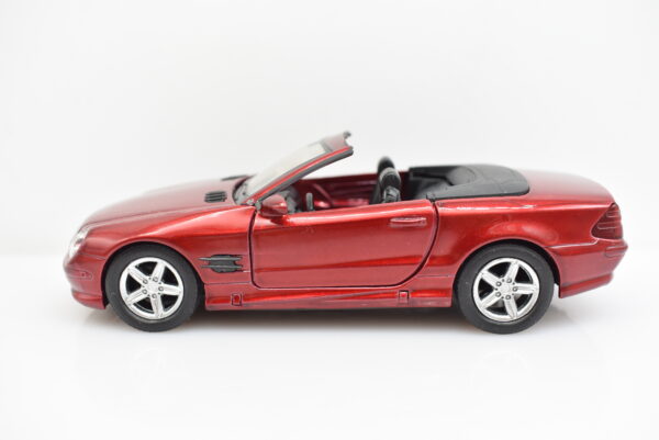 Modellino auto scala 1:32 Mercedes Benz SL 500 New Ray diecast modellismo da collezione - Image 5