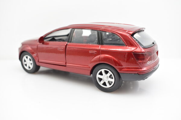 Modellino auto scala 1:32 Audi Q7 New Ray diecast modellismo da collezione - Image 7