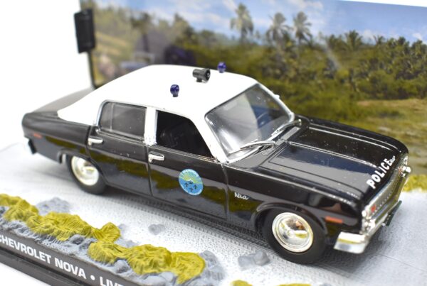 Modellini auto dei film 007 James Bond scala 1:43 CHEVROLET NOVA collezione